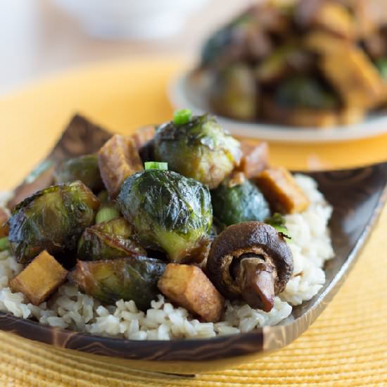 Sweet Sesame Roasted Brussels - Recipe photo by VeganYumminess