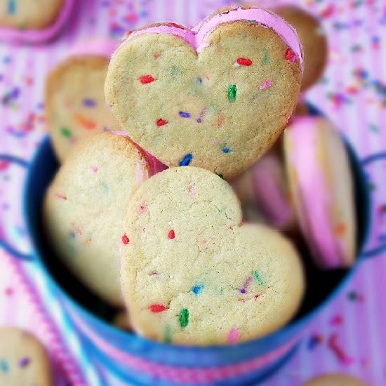 Funfetti Oreo Sandwiches - Recipe photo by sewlicious