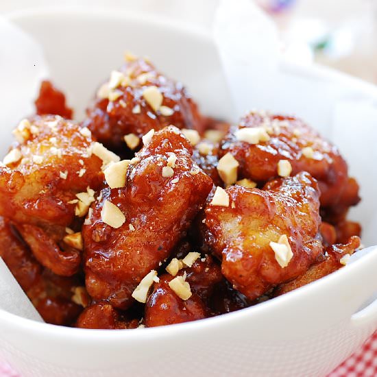 Dakgangjeong (Sweet Crispy Chicken) - Recipe photo by hyosunro