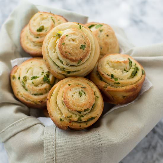 Jalapeno Parmesan Swirl Bread Rolls - Recipe photo by littlespicejar