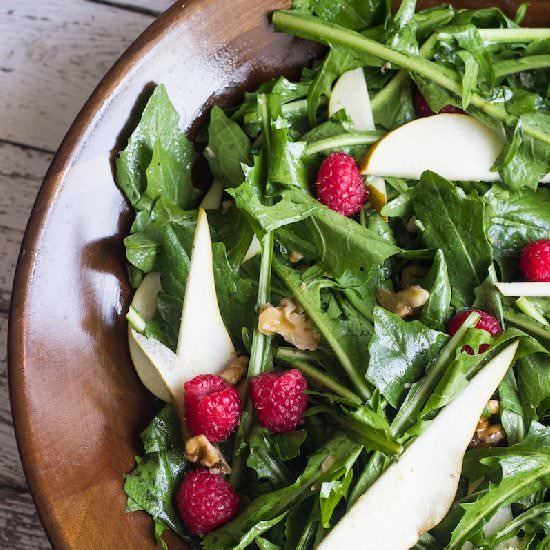 Warm Dandelion Greens With Pears - Recipe photo by Prepgreen