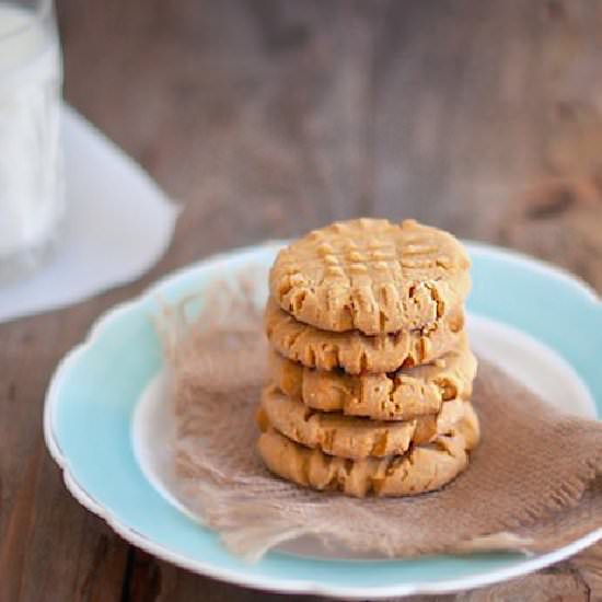 Gluten Free Peanut Butter Cookies - Recipe photo by afavoredlife