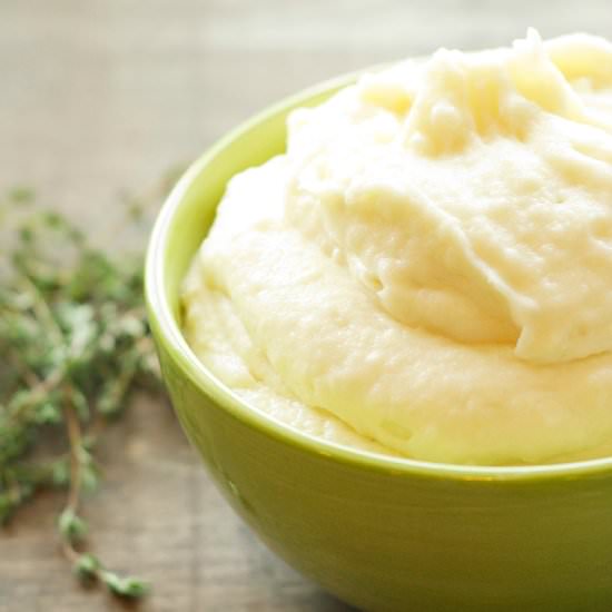 Creamy Garlic Mashed Potatoes - Recipe photo by slowcookergourmet