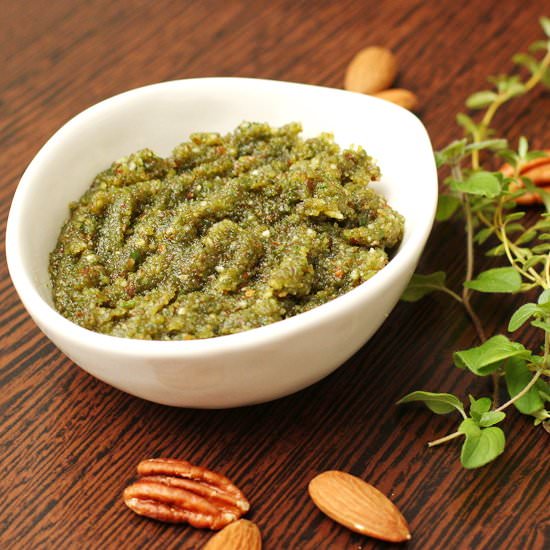 Oregano pesto - Recipe photo by Enjoy-Food