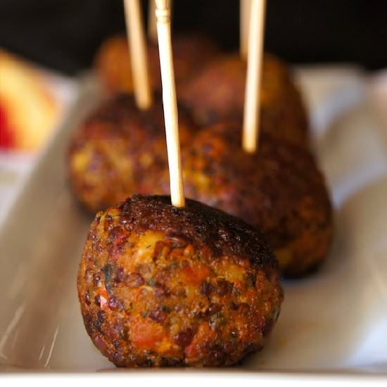 Gluten-Free Quinoa Pesto Bites - Recipe photo by cookingontheweekends