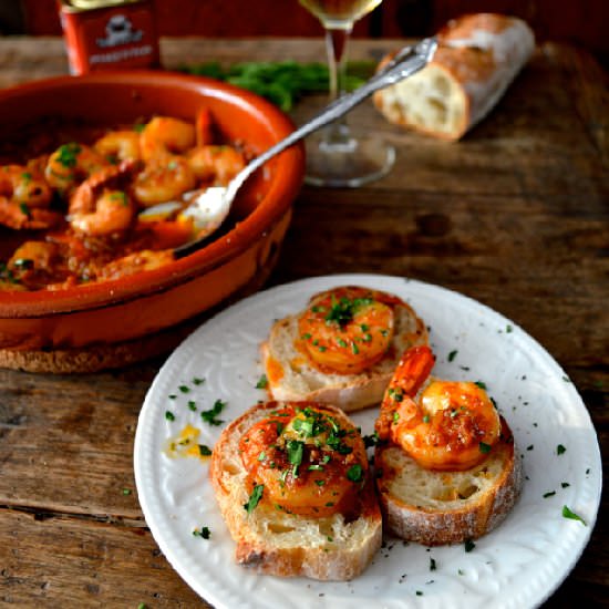 Garlic shrimp pinchos - Recipe photo by thewoksoflife