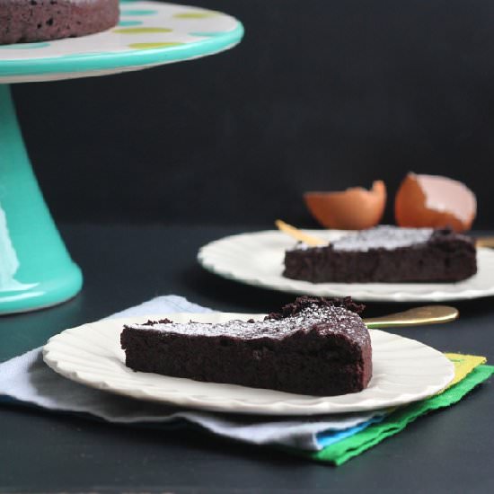 Flourless Chocolate Cayenne Cake - Recipe photo by WhatJewWannaEat
