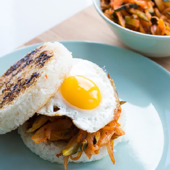Vegetarian Kimchi Rice Burger - Recipe photo by samszho