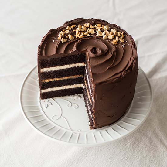 Snickers Cake - Recipe photo by bakenoir