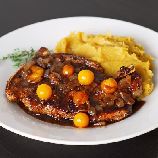 Steak w Balsamic Gooseberry Sauce - Recipe photo by aducksoven