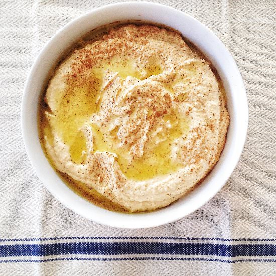 Homemade Hummus - Recipe photo by cleaneatinggoddess