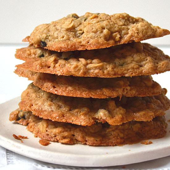 Berry & Brown Sugar Oatmeal Cookies - Recipe photo by vintage kitchen
