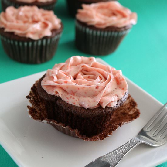 Mud Chocolate Cupcakes - Recipe photo by passionnebakes