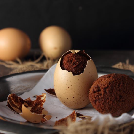 Brownie Baked in an Eggshell - Recipe photo by craftmarmalade