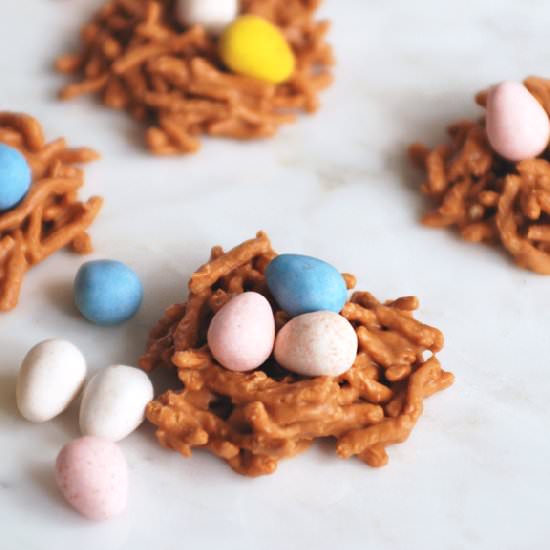 Butterscotch Bird's Nest Cookies - Recipe photo by The Merrythought