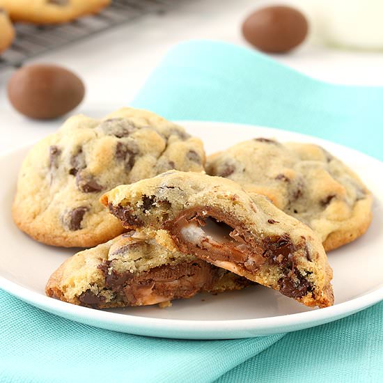 Creme Egg Chocolate Chip Cookies - Recipe photo by chocolatemoosey