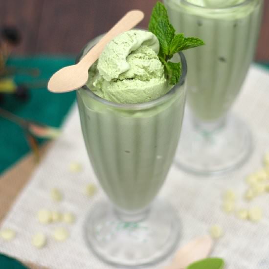 Heathy Matcha Ice Cream - Recipe photo by dessertswithbenefits