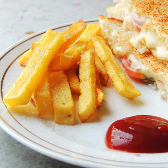 Homemade Fries With Grilled Cheese - Recipe photo by thesundayfoodapprentice