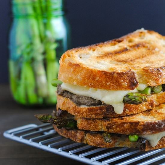 Mushroom & Asparagus Grilled Cheese - Recipe photo by foxeslovelemons