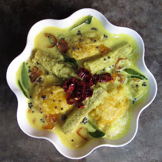 Curried Drumsticks and Raw Mangoes - Recipe photo by priya elias