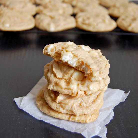 GF White Chocolate Vanilla Cookies - Recipe photo by emthebaker