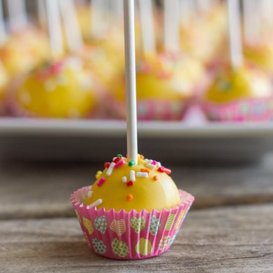 Easy Donut Hole Cake Pops - Recipe photo by lovelylittlekitchen