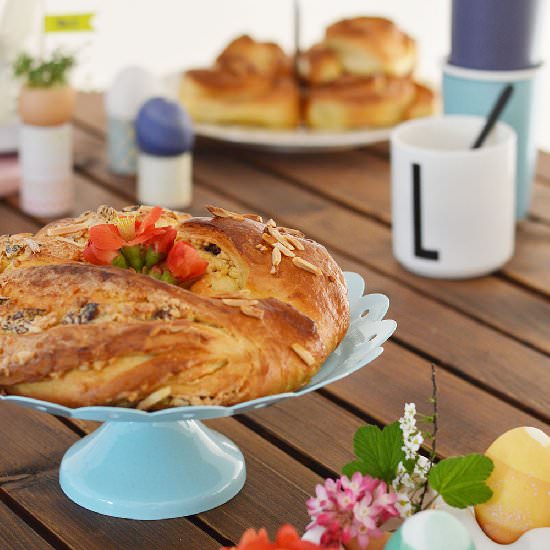 Traditional Easter Cake - Recipe photo by happy serendipity