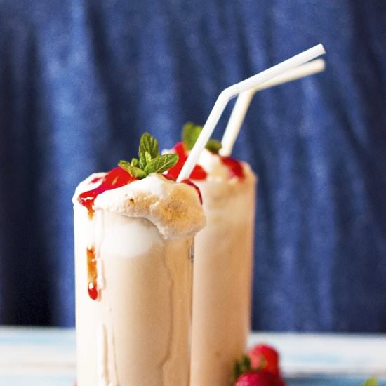 Strawberry Frappe - Recipe photo by kulinarnimisli