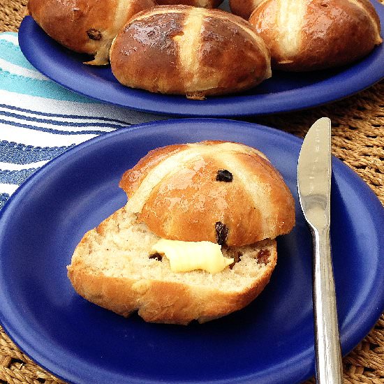 Traditional Sticky Hot Cross Buns - Recipe photo by The Crispy Crouton