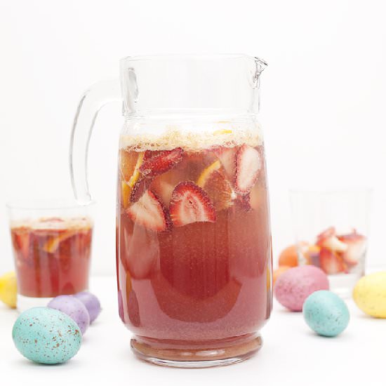Kid-Friendly Easter Punch - Recipe photo by Savvy Sassy Moms
