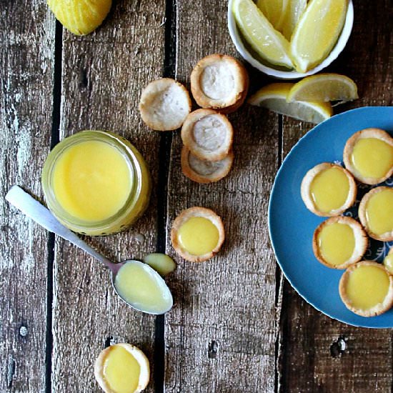 Lemon Curd Blossoms - Recipe photo by Lifewiththecrustcutoff