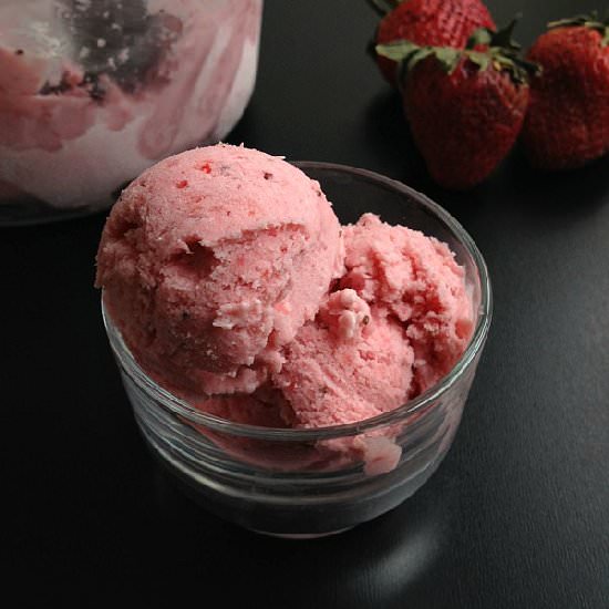 Strawberry Ice Cream - Recipe photo by vimithaa