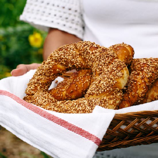 Simit - Recipe photo by foolproofliving.com