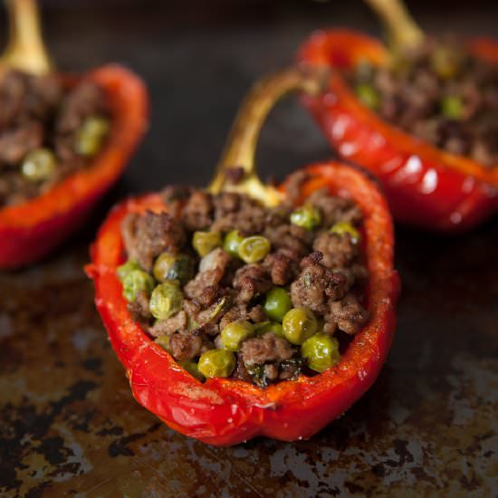 Peppers stuffed with spiced lamb - Recipe photo by reenap