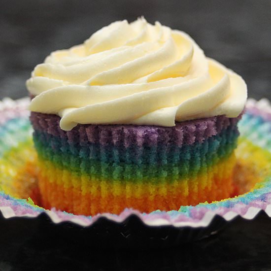 Rainbow Cupcakes - Recipe photo by speedingturtle