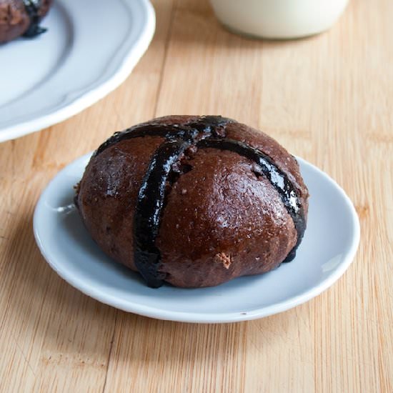 Chocolate Hot Cross Buns - Recipe photo by butterchantilly