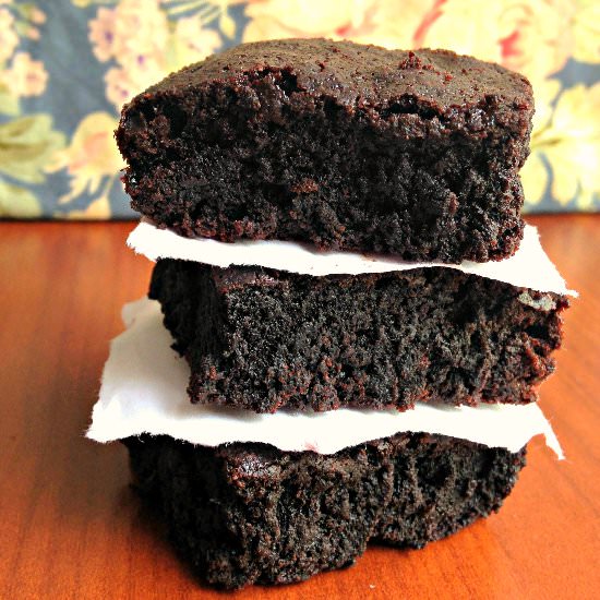 The Ultimate Guide to Brownies - Recipe photo by sciencewiththat