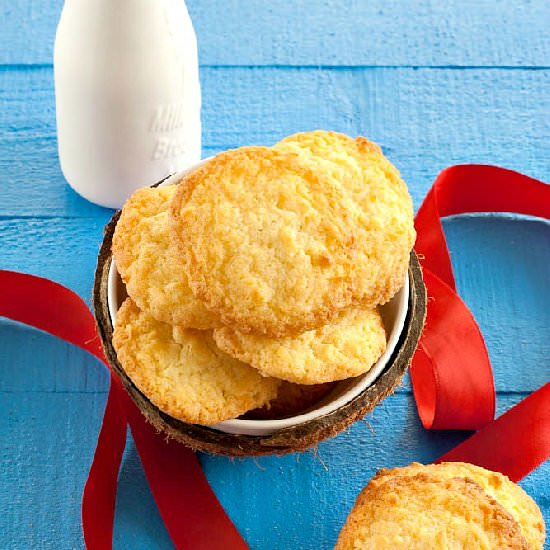 Coconut Cookies - Recipe photo by manusmenu
