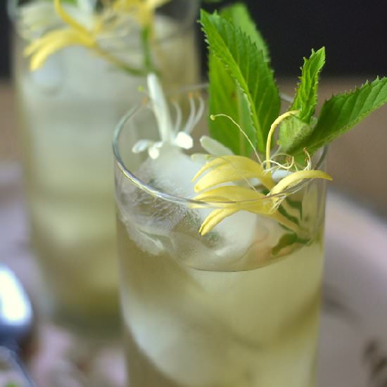 Honeysuckle Iced Tea - Recipe photo by theviewfromgreatisland