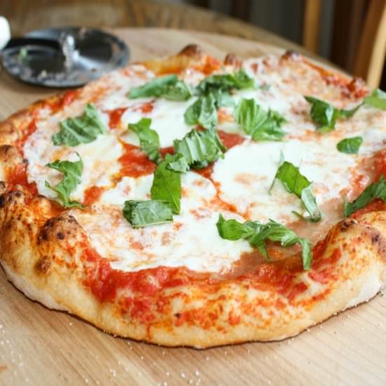 Neapolitan Wood Fire Pizza - Recipe photo by Sweetphi