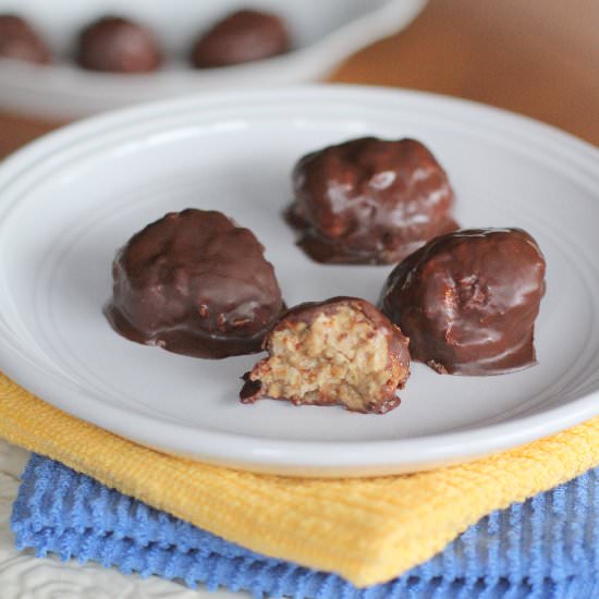 Chocolate Covered PB Oatmeal Bites - Recipe photo by graincrazy