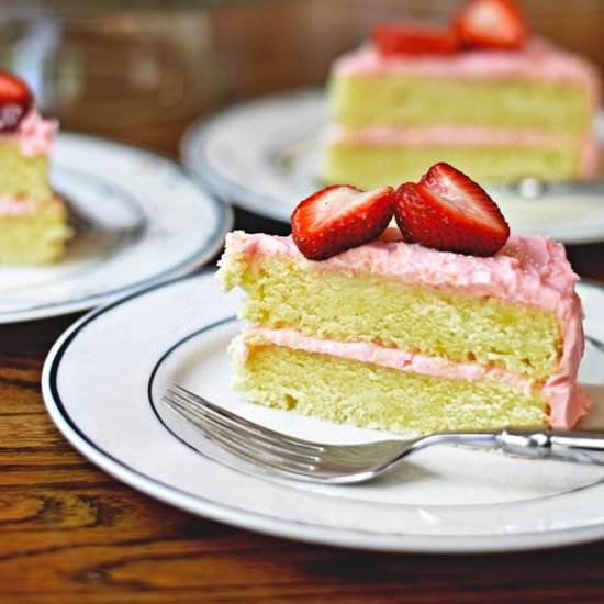 Strawberry Lemon Cake - Recipe photo by bethcakes