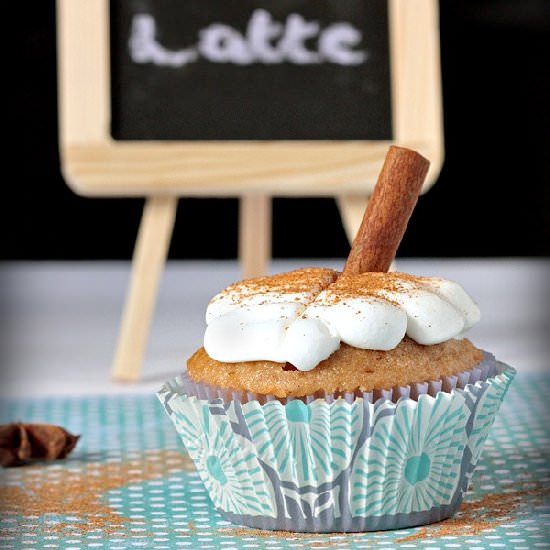 Chai Latte Stuffed Cupcakes - Recipe photo by stuffedinthemiddle