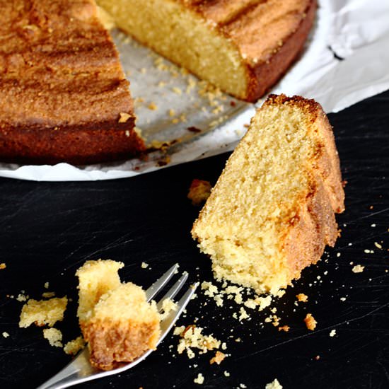 Almond Orange Polenta Cake - Recipe photo by littleaccidentsinthekitchen