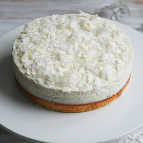 Coconut mousse cake - Recipe photo by cherryncinnamon