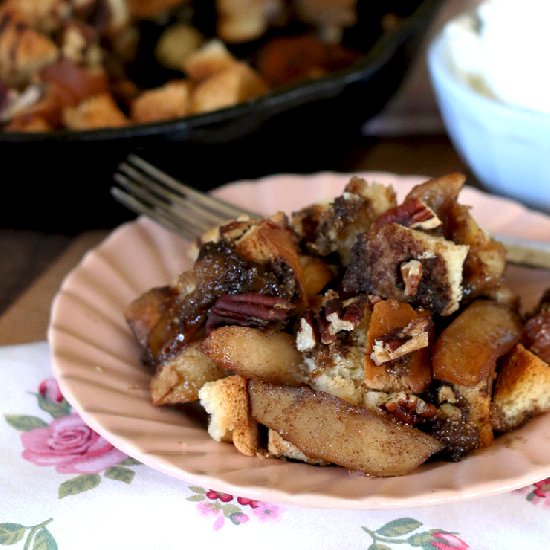 Apple Brown Betty – Now with Rum! - Recipe photo by beckysuebakes