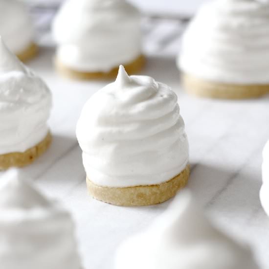 Marshmallow Kisses - Recipe photo by sayhellohellome