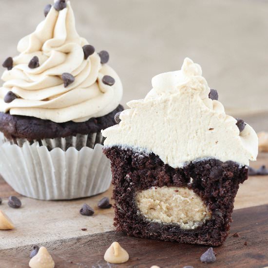 Double Chocolate Banana Cupcakes - Recipe photo by ChefLindseyFarr