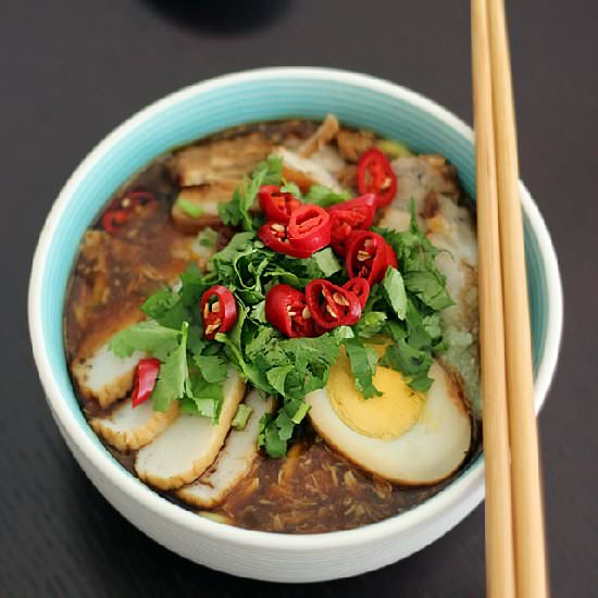 Singapore Braised Noodles - Recipe photo by ToFoodwithLove