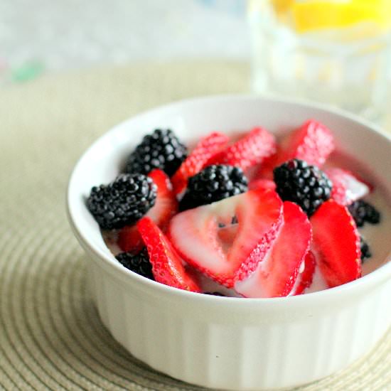 Steel Cut Oats with Berries - Recipe photo by graincrazy